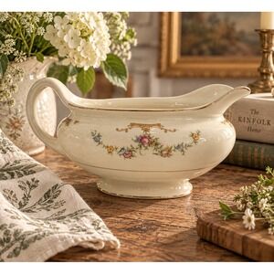 Vintage Homer Laughlin Eggshell Nautilus Gravy Boat Floral Gold Trim C 43 N 5